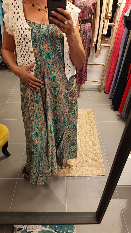 Robe longue bohème à bretelles – imprimé paisley & décolleté dos en V